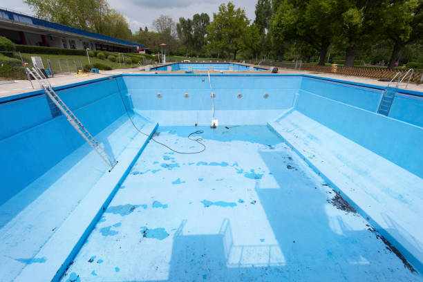 Best Water damage restoration specialists  in Breckinridge Center, KY
